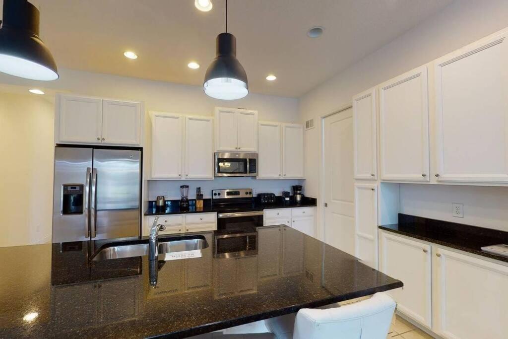 Holiday home Beautiful Townhouse With Pool Close To Davenport
